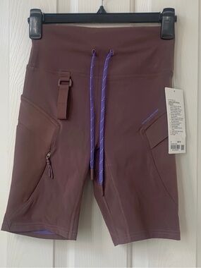 NWT lululemon cargo SHR hiking shorts 8” Dark oxide brown size 4